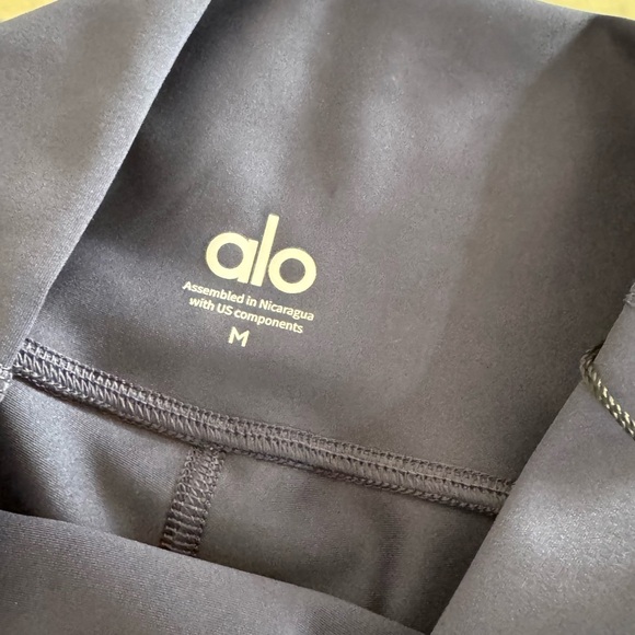 Alo yoga. Airlift Hr - Picture 15 of 16